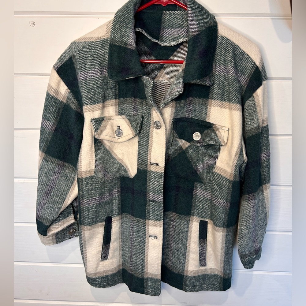 Cute button up shacket with 3/4 sleeve